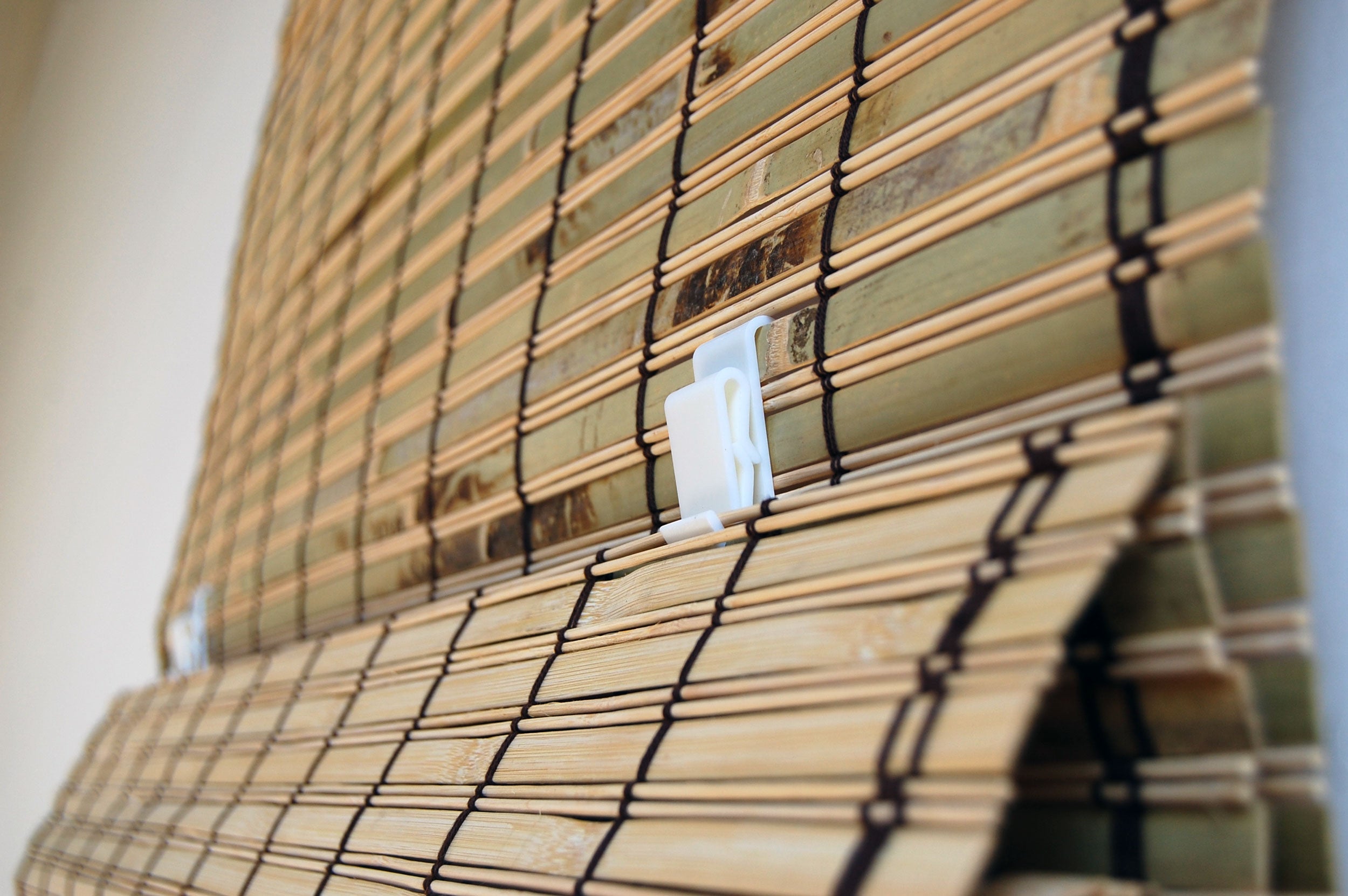 Natural Bamboo Slat Tortoise Shell Cordless Roll Up Window Blind